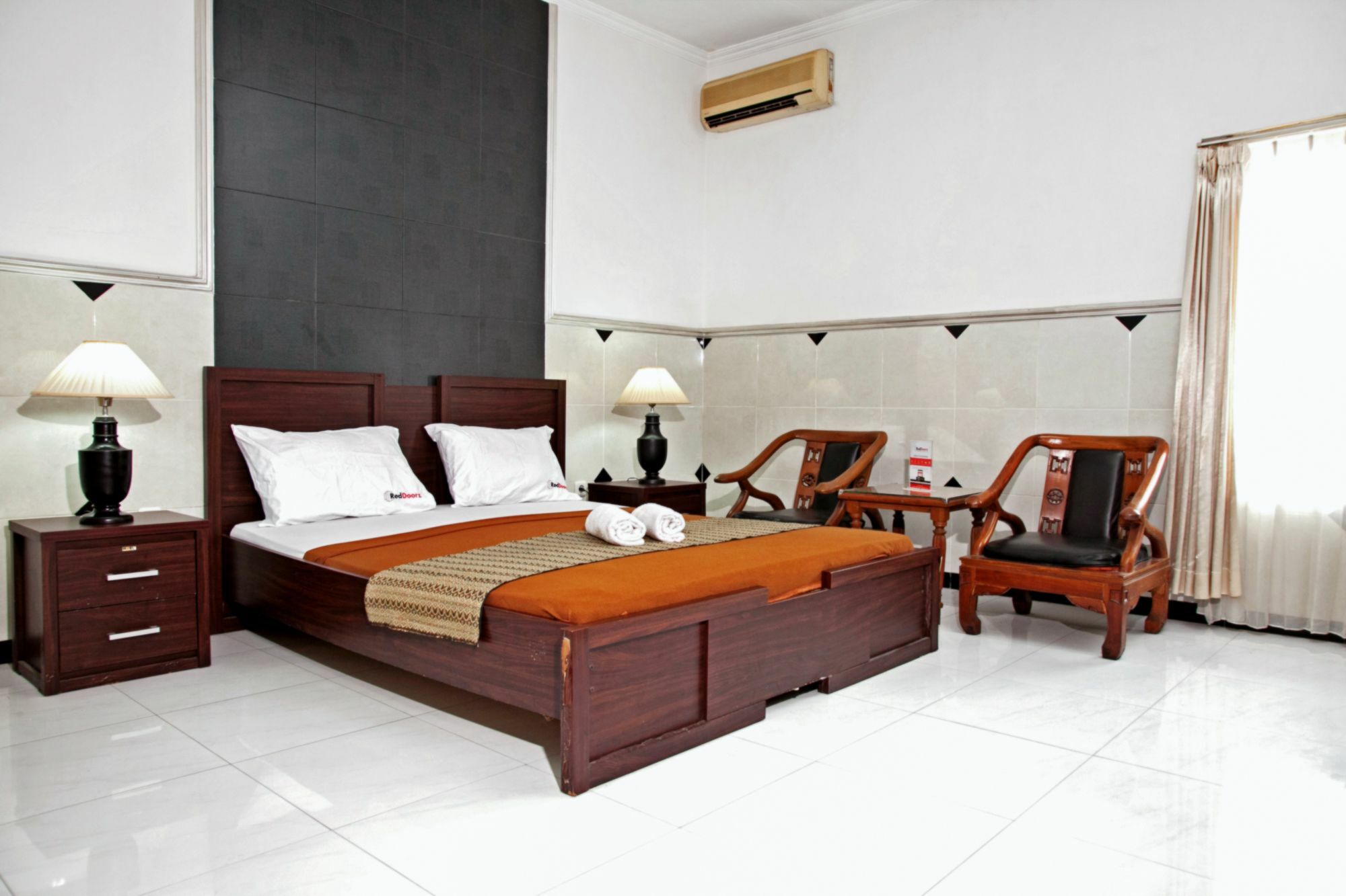 Reddoorz Near City Of Tomorrow Mall Surabaya Exterior foto