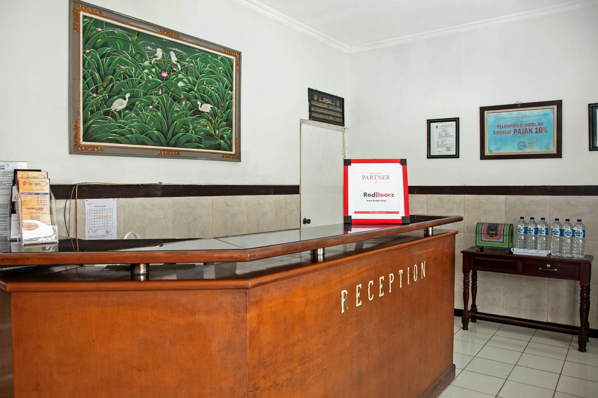 Reddoorz Near City Of Tomorrow Mall Surabaya Exterior foto