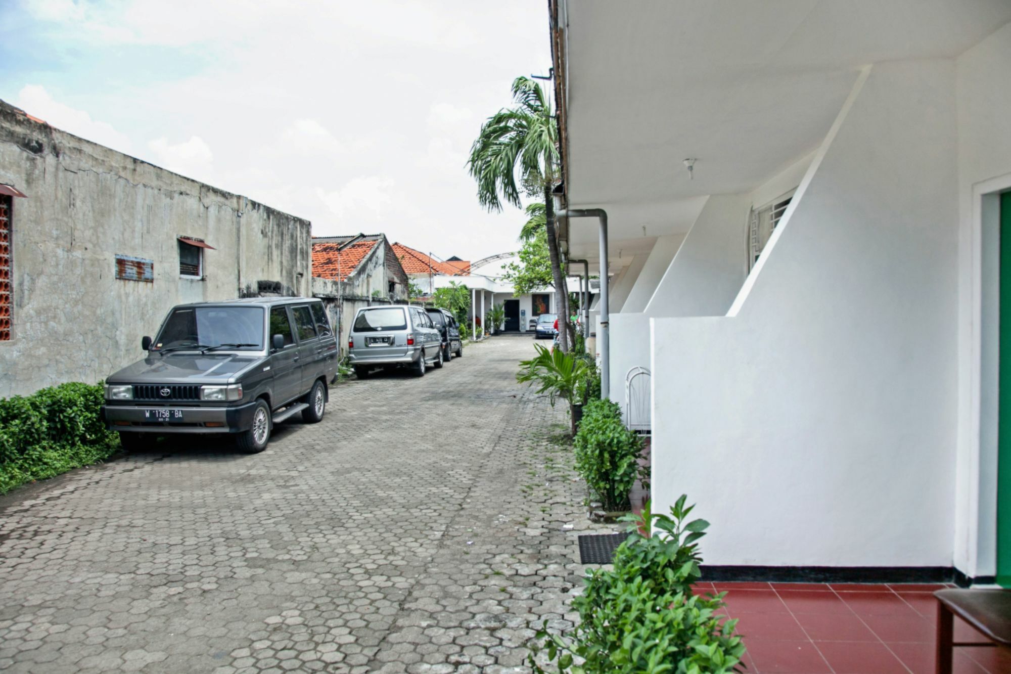 Reddoorz Near City Of Tomorrow Mall Surabaya Exterior foto